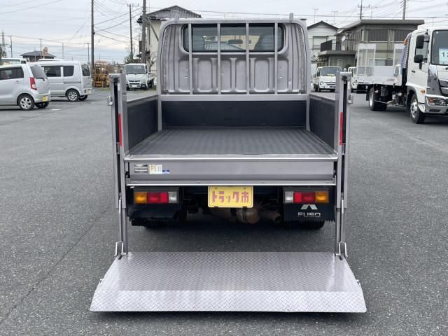 MITSUBISHI CANTER 2018 Image 31