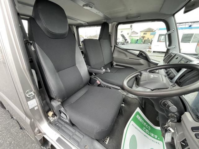 MITSUBISHI CANTER 2018 Image 31