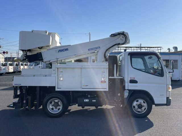 MITSUBISHI CANTER 2017 Image 31