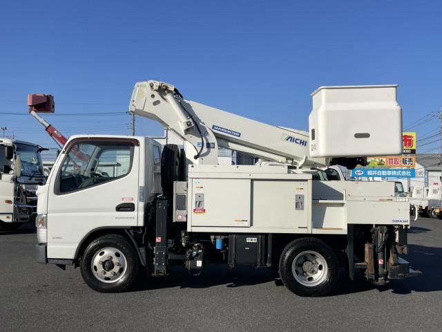 MITSUBISHI CANTER 2017 Image 31