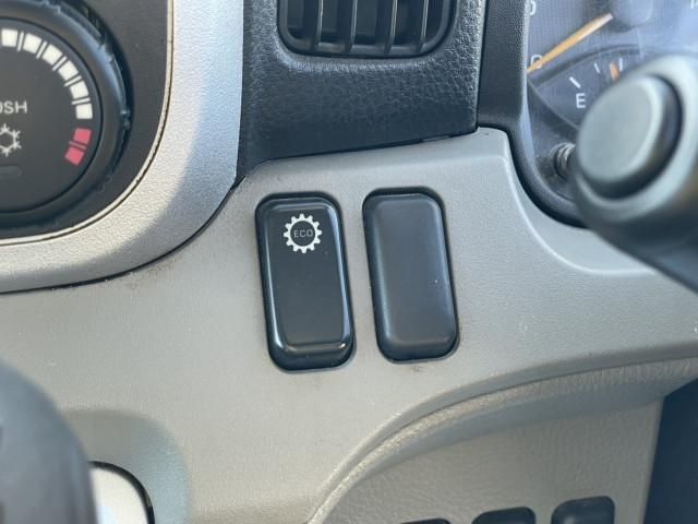 MITSUBISHI CANTER 2017 Image 31