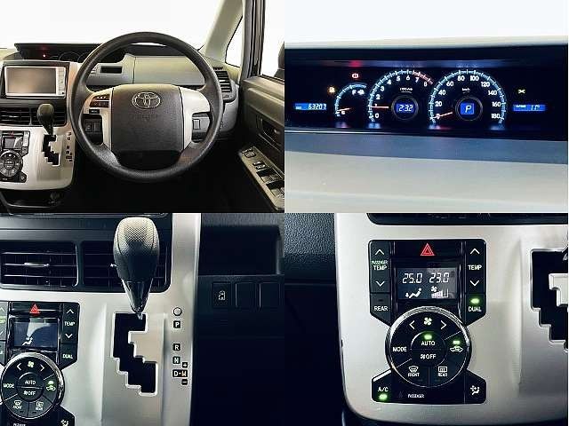 TOYOTA VOXY 2011 Image 31