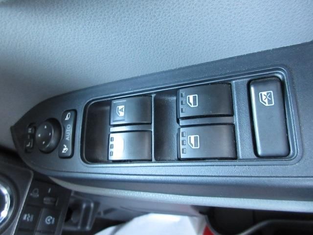 DAIHATSU TANTO 4WD 2019 Image 31