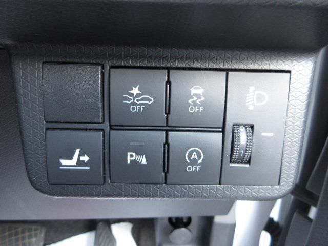 DAIHATSU TANTO 4WD 2019 Image 31