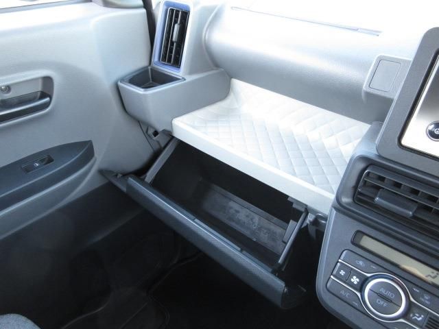 DAIHATSU TANTO 4WD 2019 Image 31