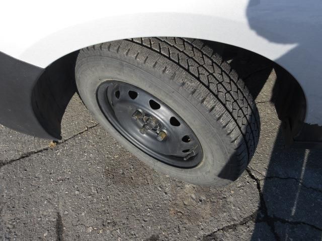 NISSAN NV150 AD 4WD 2018 Image 31