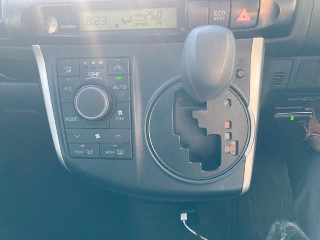 TOYOTA WISH 2010 Image 31