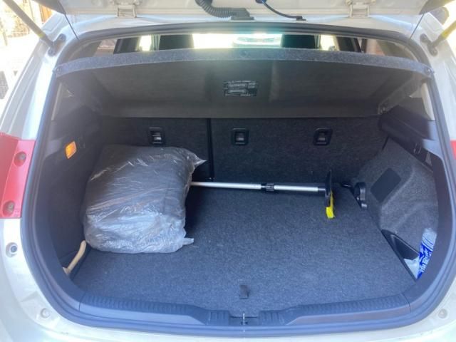 TOYOTA AURIS 2014 Image 31