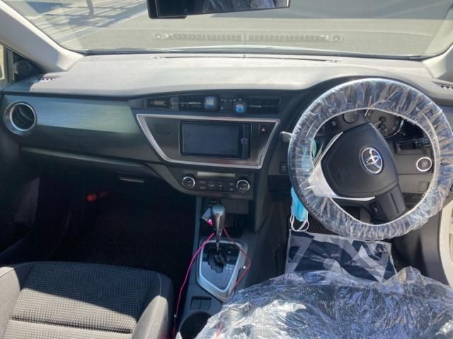 TOYOTA AURIS 2014 Image 31