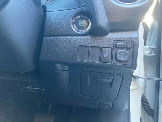 TOYOTA AURIS 2014 Image 31