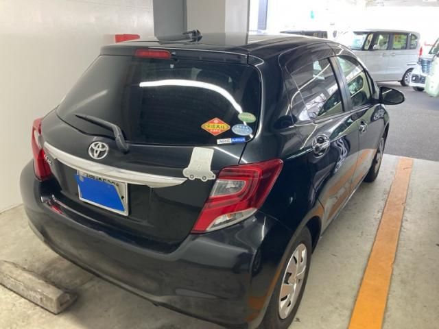 TOYOTA VITZ 2017 Image 31