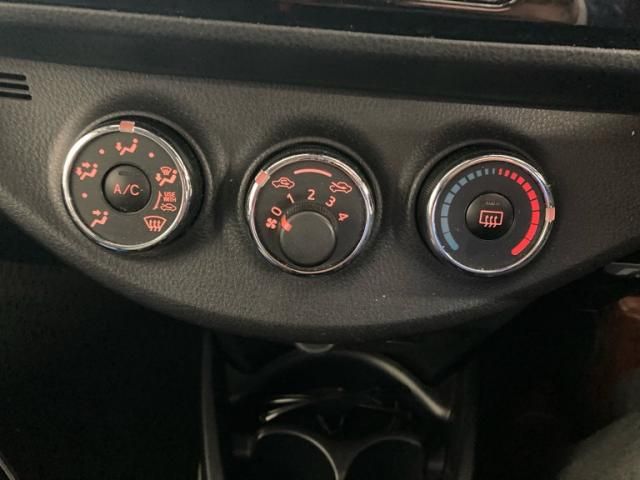 TOYOTA VITZ 2017 Image 31