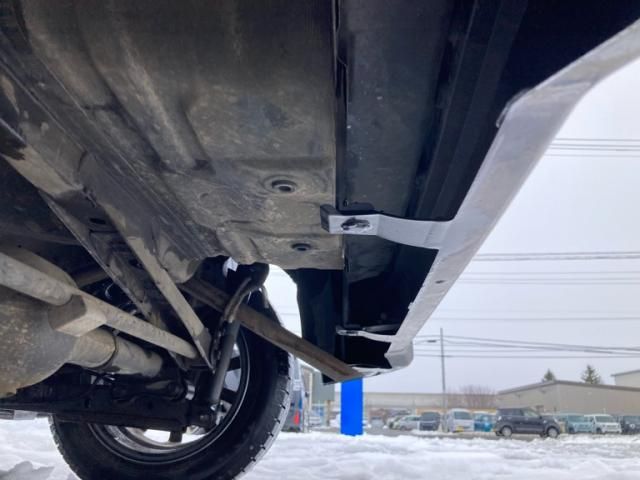 TOYOTA TANK 4WD 2017 Image 31