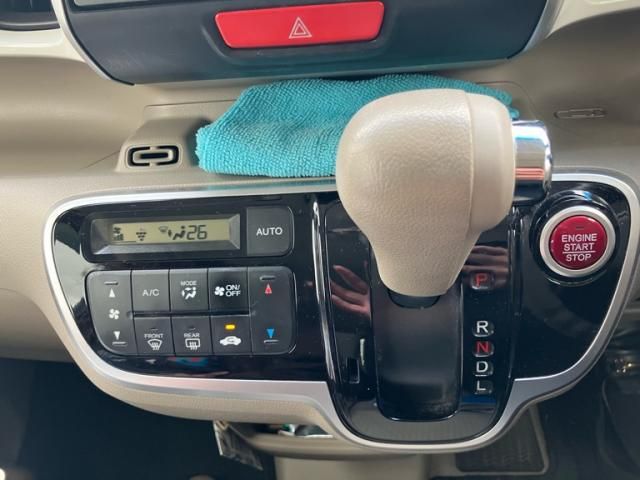 HONDA N_BOX 2016 Image 31