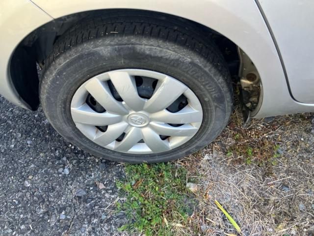 TOYOTA VITZ 2009 Image 31