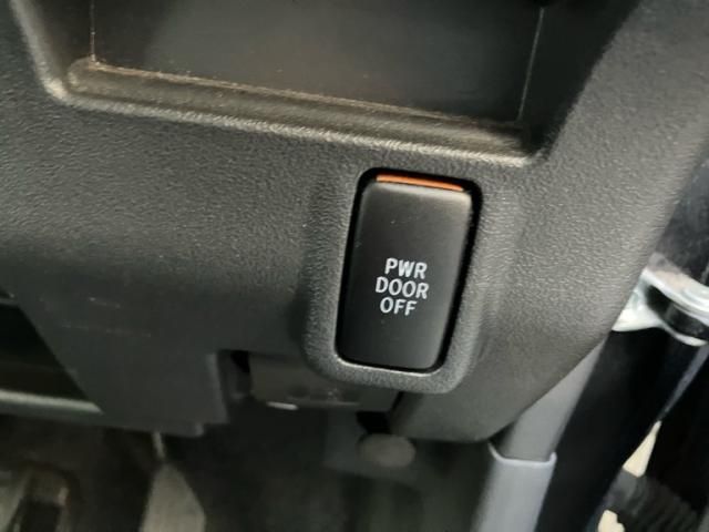 DAIHATSU TANTO CUSTOM 4WD 2013 Image 31