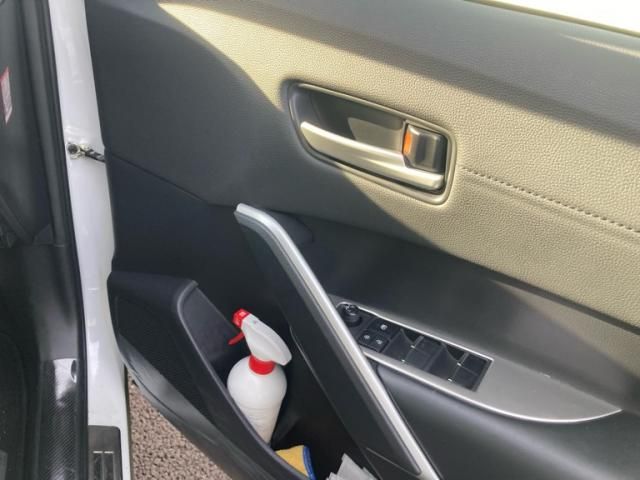 TOYOTA COROLLA CROSS HYBRID 2021 Image 31