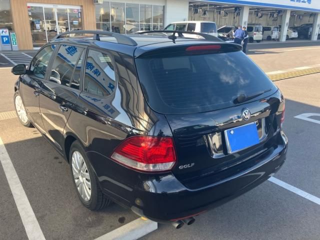 VOLKSWAGEN GOLF VARI 2011 Image 31