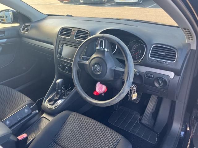 VOLKSWAGEN GOLF VARI 2011 Image 31