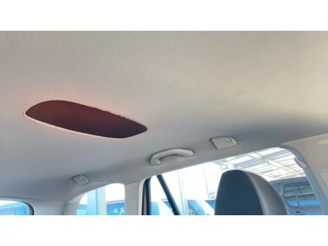 VOLKSWAGEN GOLF VARI 2011 Image 31