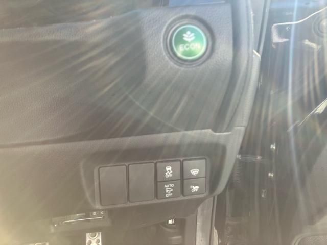 HONDA SHUTTLE HYBRID 2016 Image 31