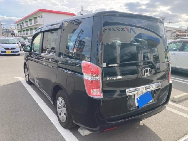 HONDA STEPWAGON 2012 Image 31