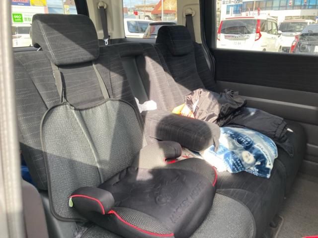 HONDA STEPWAGON 2012 Image 31