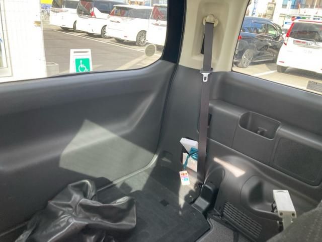 HONDA STEPWAGON 2012 Image 31