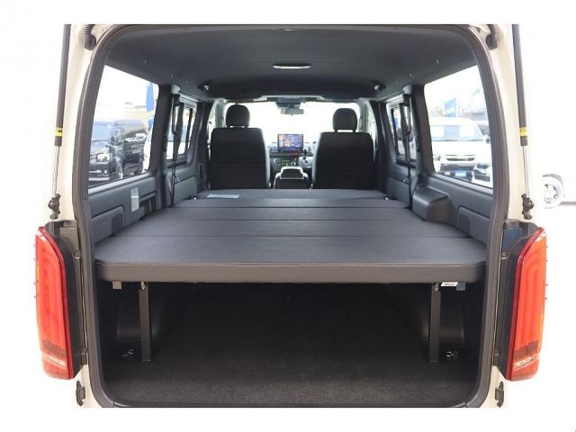 TOYOTA HIACE VAN 2WD 2021 Image 31