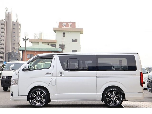 TOYOTA HIACE VAN 2WD 2021 Image 31