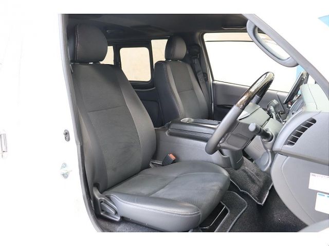 TOYOTA HIACE VAN 2WD 2021 Image 31