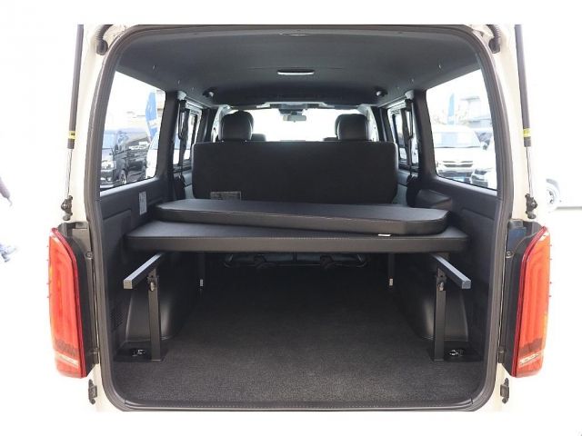 TOYOTA HIACE VAN 2WD 2021 Image 31