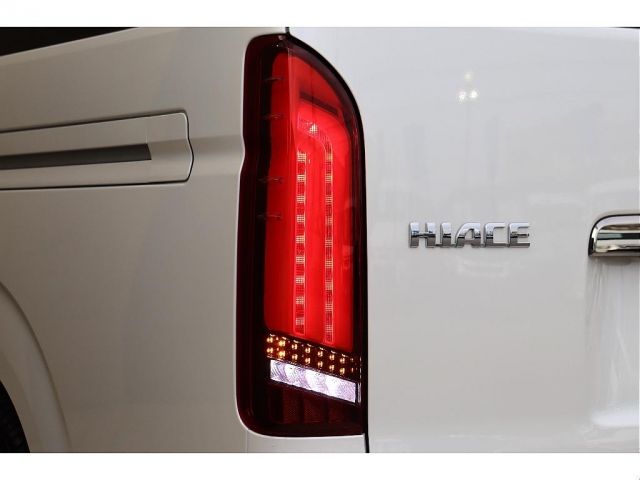 TOYOTA HIACE VAN 2WD 2021 Image 31