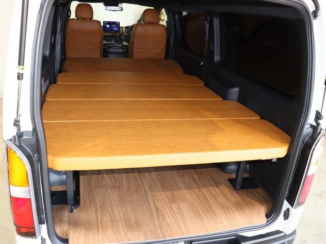 TOYOTA HIACE VAN 4WD 2019 Image 31