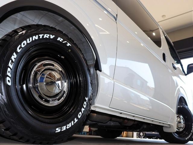 TOYOTA HIACE VAN 4WD 2019 Image 31