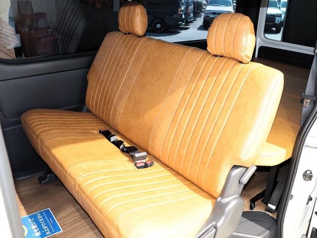 TOYOTA HIACE VAN 4WD 2019 Image 31