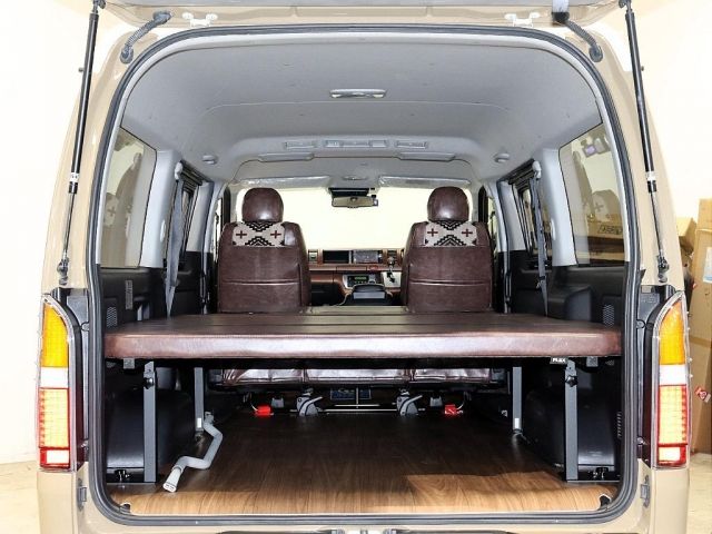 TOYOTA HIACE VAN 2WD 2019 Image 31