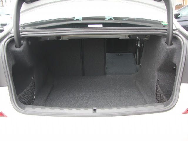 BMW 3SERIES SEDAN 2019 Image 31