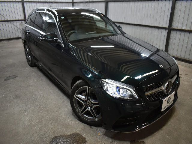 MERCEDES BENZ C CLAS 2018 Image 31