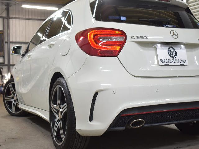 MERCEDES BENZ A CLAS 2015 Image 31
