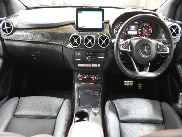 MERCEDES BENZ B CLAS 2017 Image 31