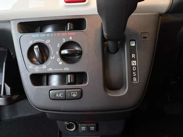 DAIHATSU MIRA TOCOT 4WD 2019 Image 31