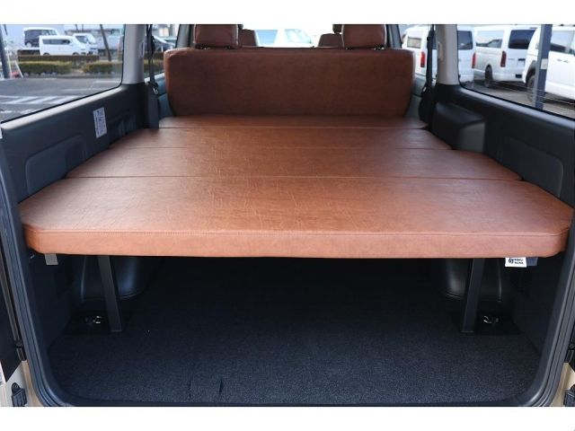 TOYOTA HIACE VAN 4WD 2026 Image 31