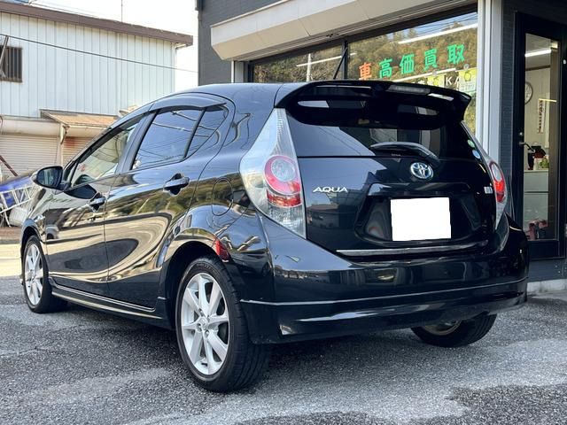 TOYOTA AQUA 2012 Image 31