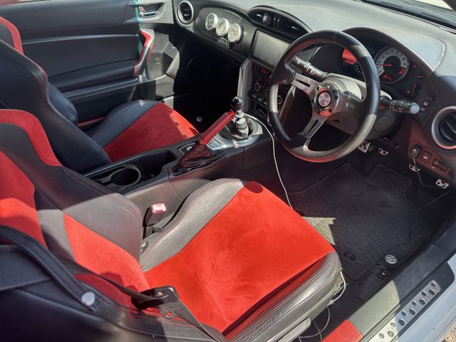 TOYOTA 86 2012 Image 31