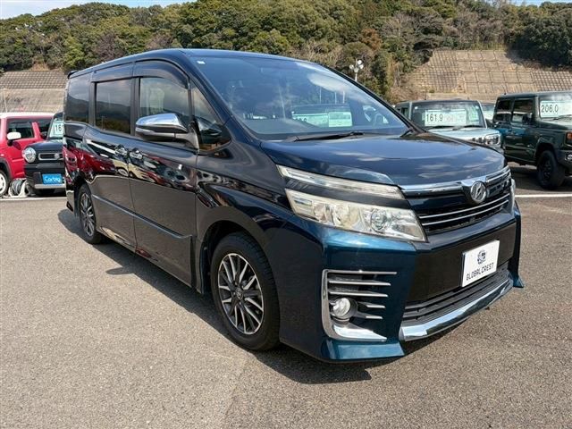 TOYOTA VOXY 2015 Image 31