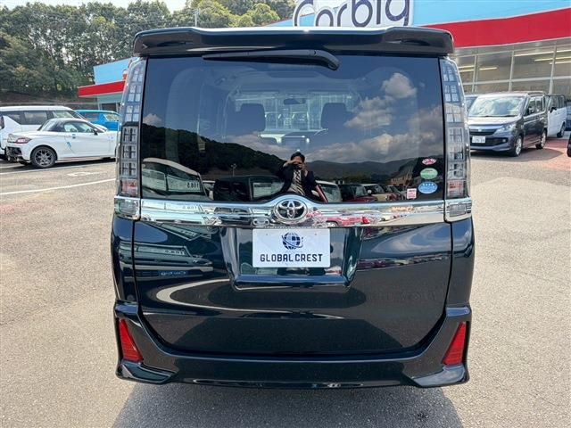 TOYOTA VOXY 2015 Image 31