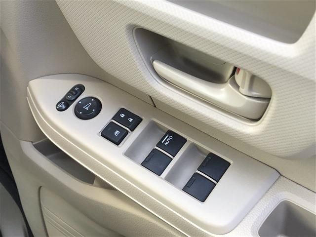 HONDA N BOX 2019 Image 31