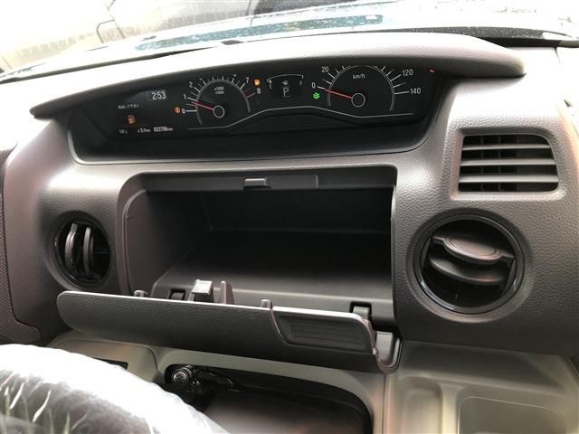 HONDA N BOX 2019 Image 31