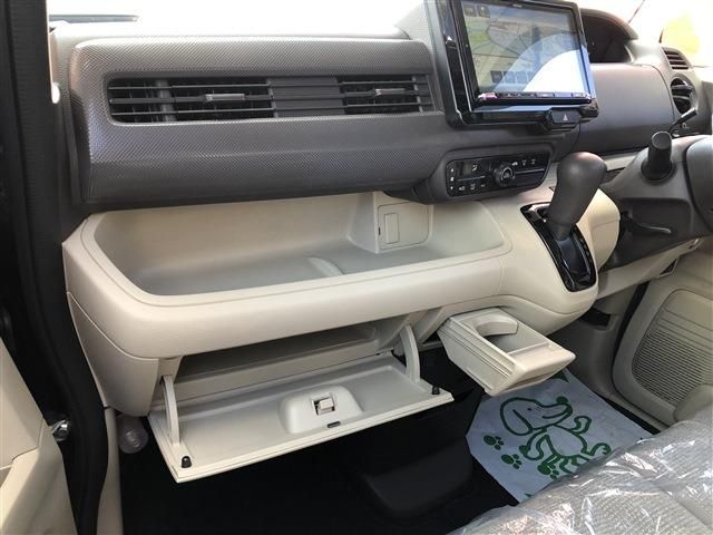 HONDA N BOX 2019 Image 31